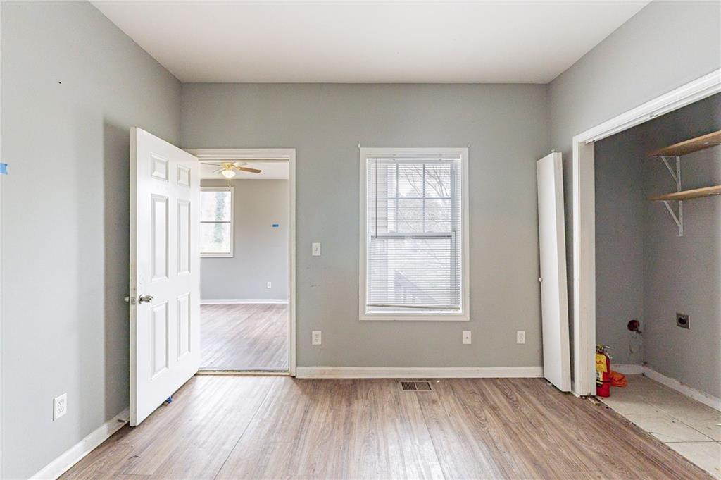 202 Nathan Road Southwest Atlanta, GA 30331 - Photo 8 of 36