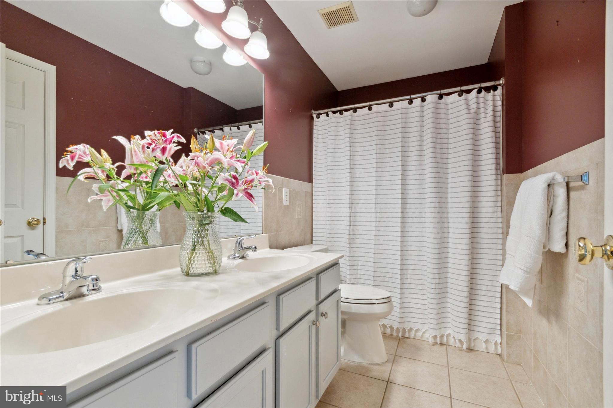 33 Chateau Circle Marlton, NJ 08053 - Photo 38 of 50