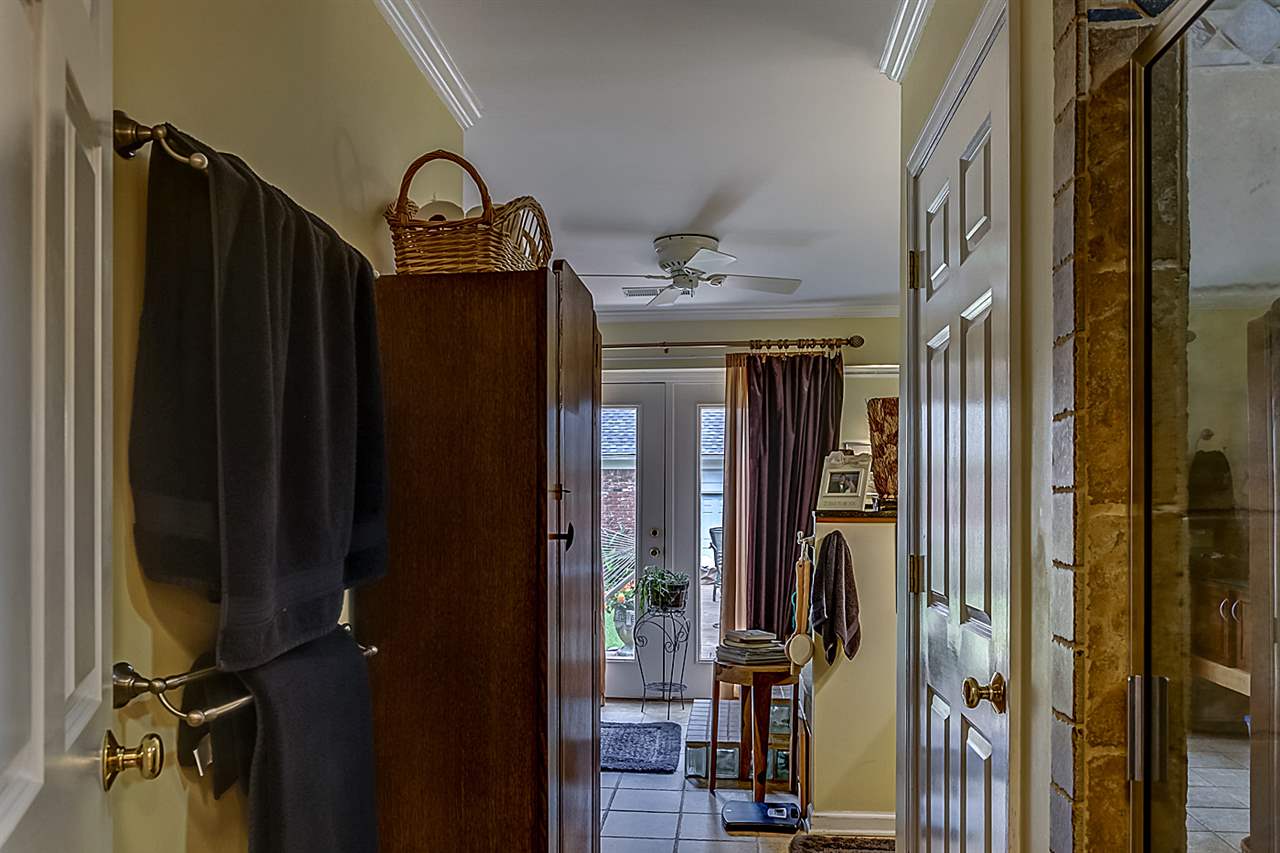 7954 Dexter Road Memphis, TN 38016 - Photo 17 of 25 Gallery Image 17