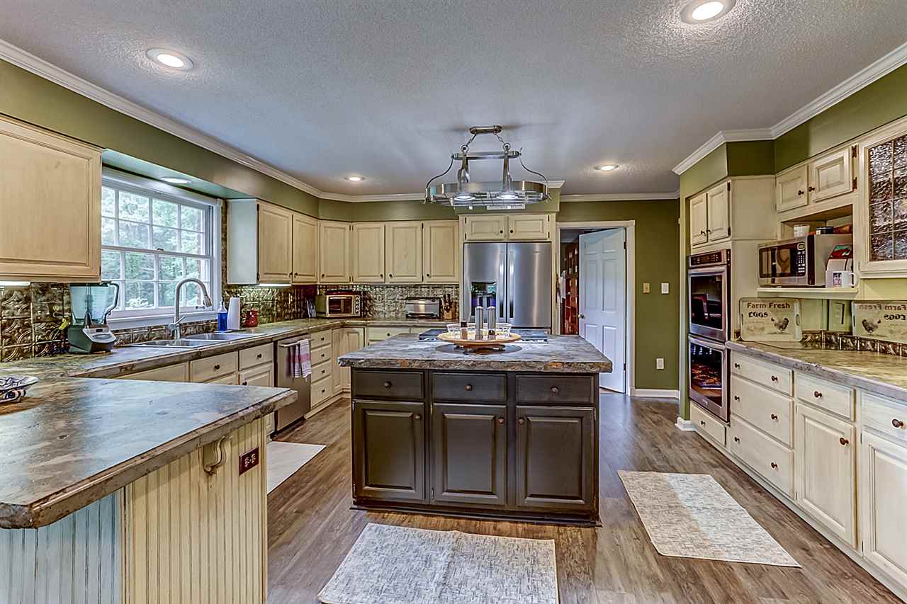 7954 Dexter Road Memphis, TN 38016 - Photo 3 of 25 Gallery Image 3