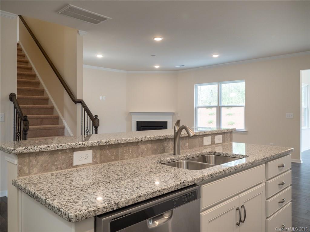 498 Twelve Oaks Lane, Unit 32 Fort Mill, SC 29708 - Photo 11 of 23 Gallery Image 11