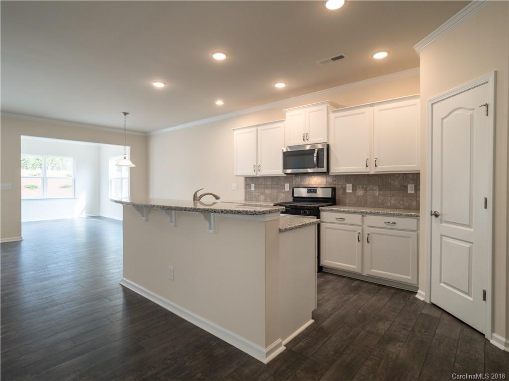 498 Twelve Oaks Lane, Unit 32 Fort Mill, SC 29708 - Photo 9 of 23 Gallery Image 9