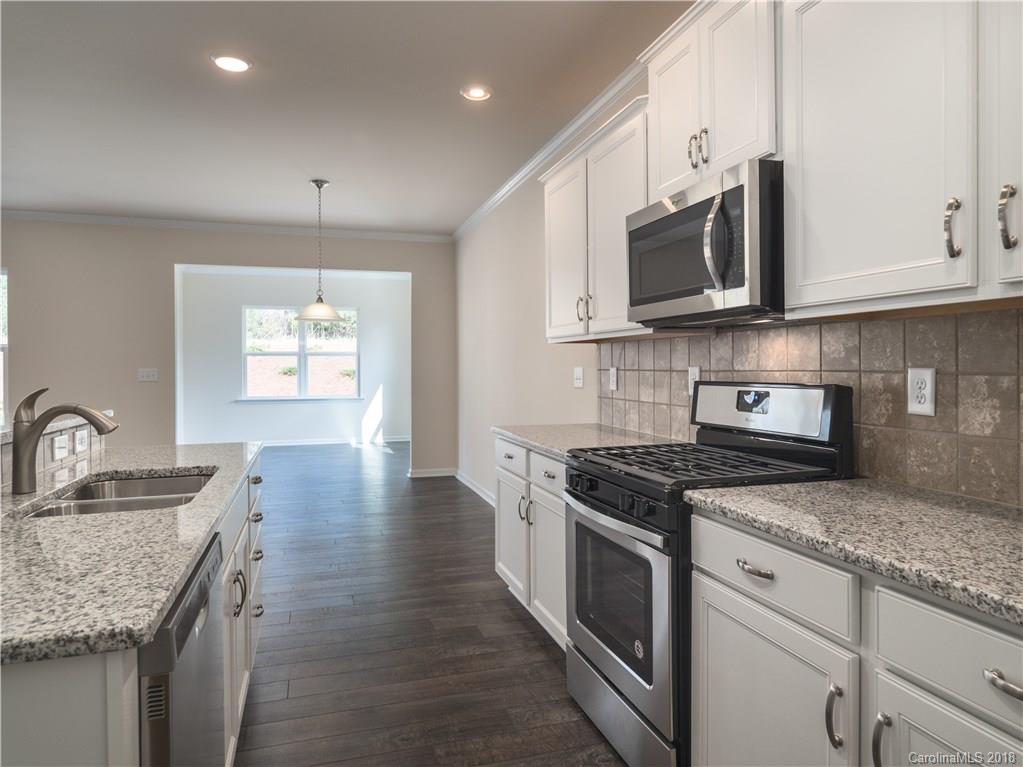 498 Twelve Oaks Lane, Unit 32 Fort Mill, SC 29708 - Photo 10 of 23 Gallery Image 10