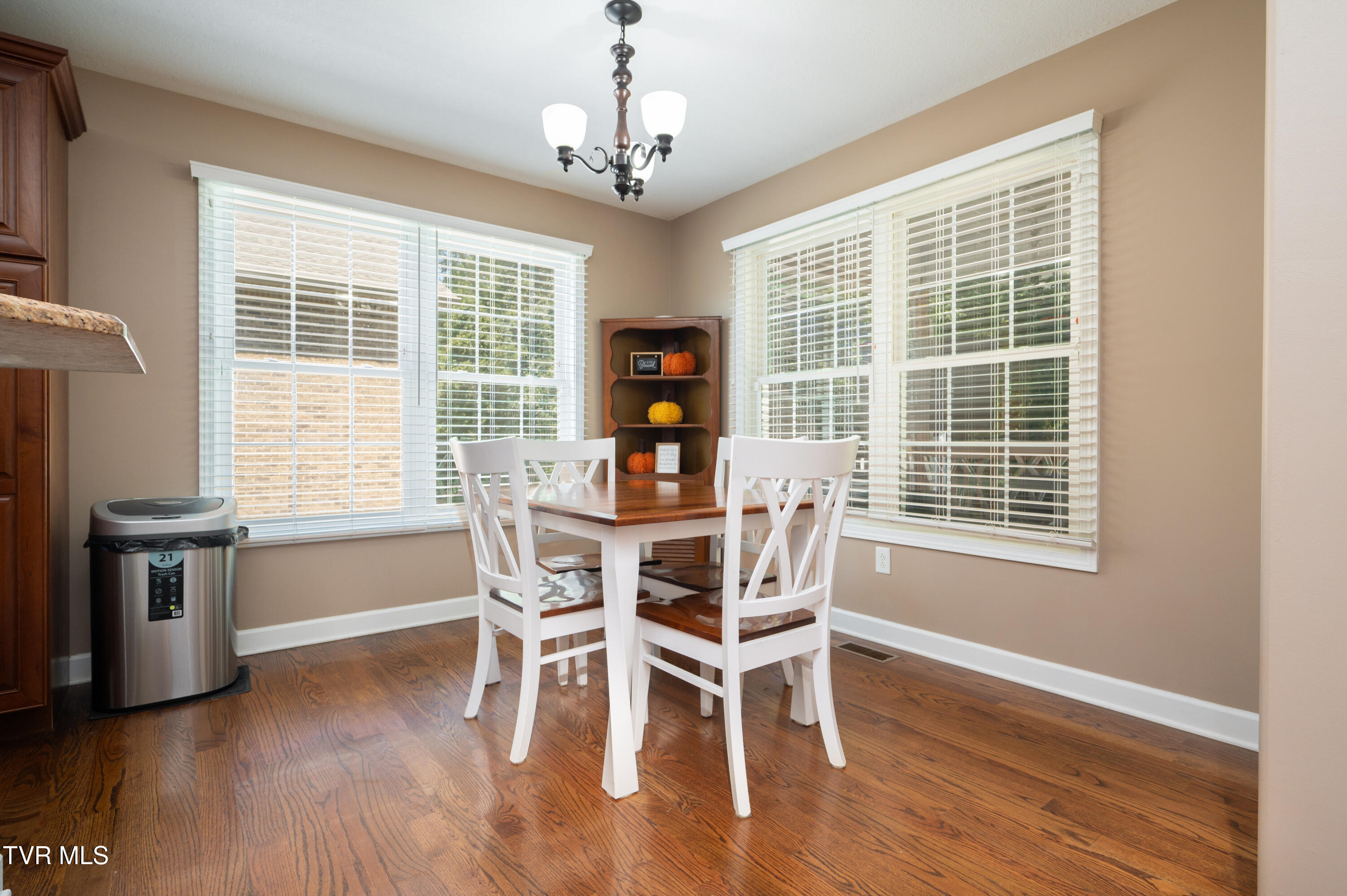 4272 Anchor Point Kingsport, TN 37664 - Photo 14 of 52 Anchor Point-37