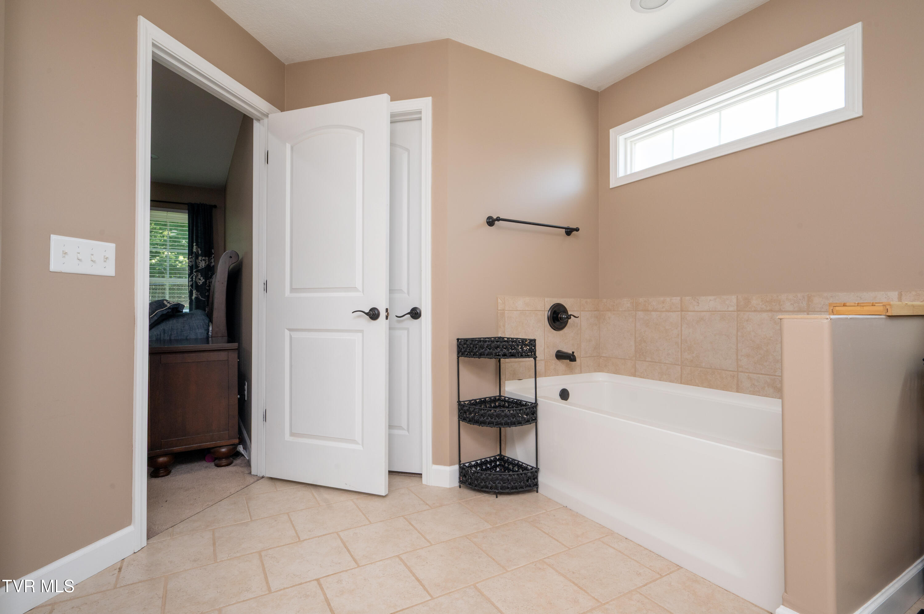 4272 Anchor Point Kingsport, TN 37664 - Photo 27 of 52 Anchor Point-49