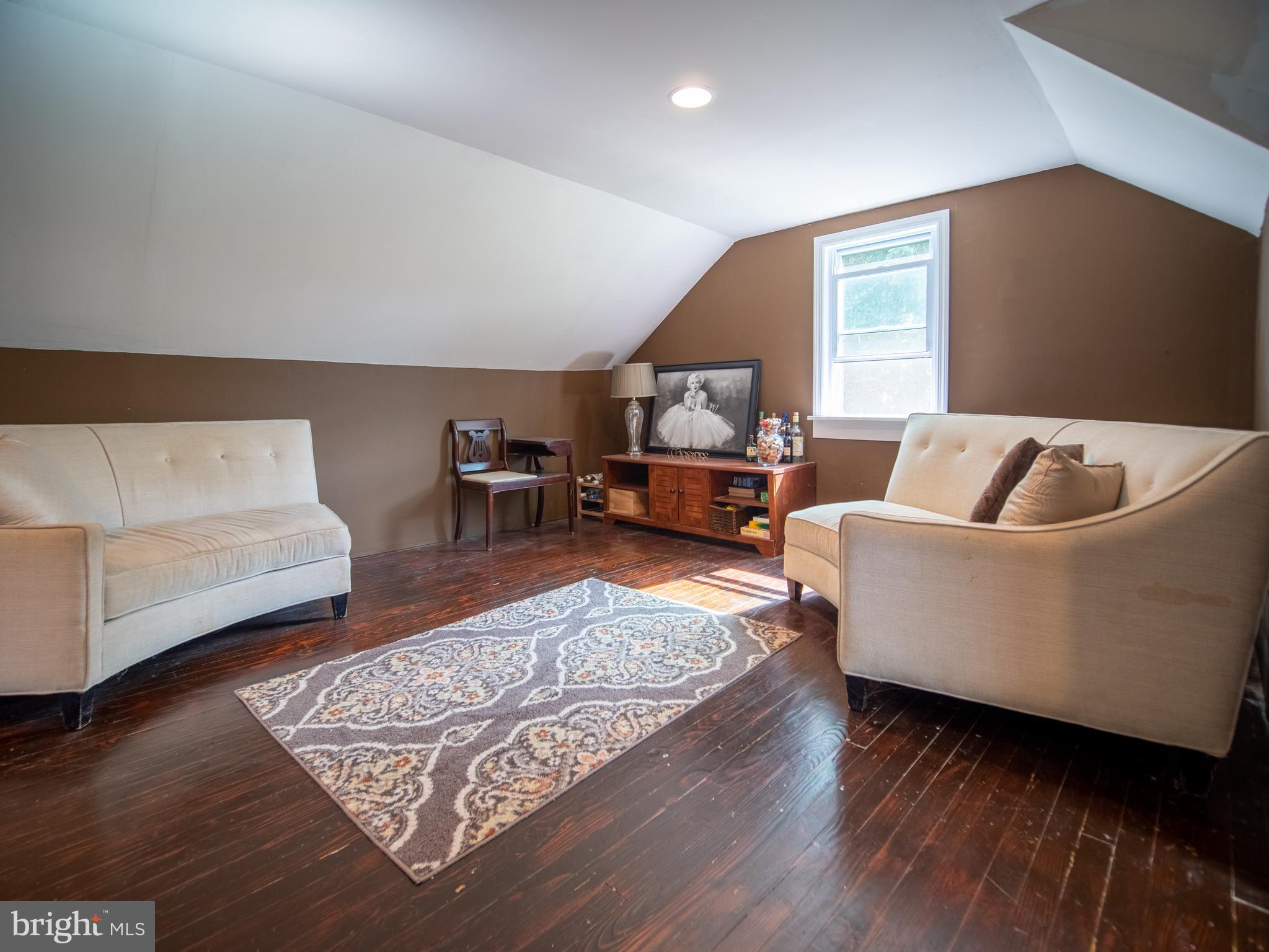 216 Warwick Road Woodbury, NJ 08096 - Photo 23 of 38 Gallery Image 23