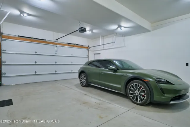 $1,995,000 | 4327 Bridger Ridge, Ashton, ID 83420