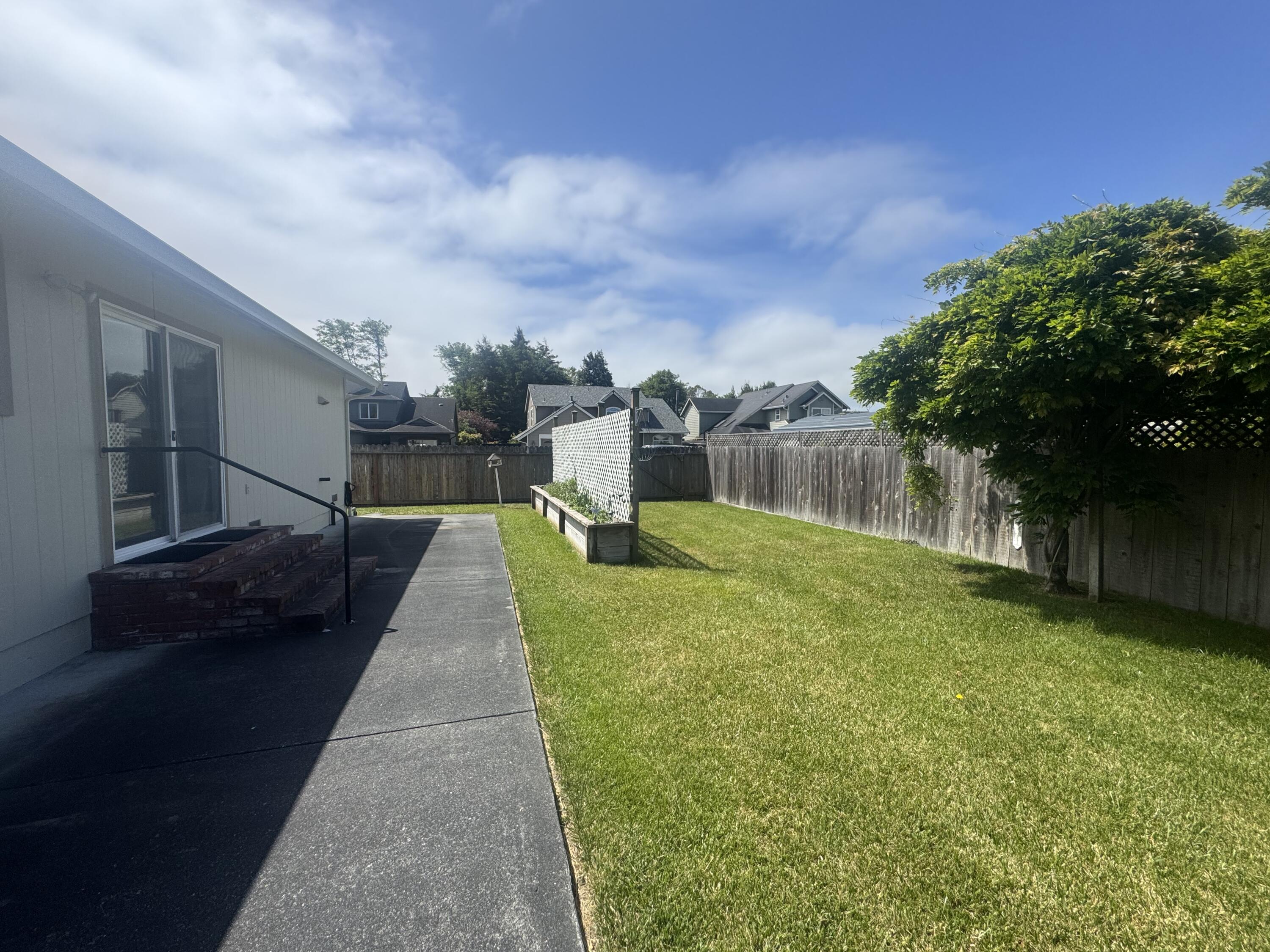 596 Senestraro Way Fortuna, CA 95540 - Photo 22 of 28