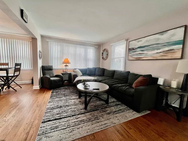 $3,000 | 9104 Winchester Avenue, Unit AVAILABLE FOR 5/215/28, Margate City, NJ 08402