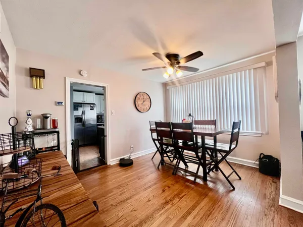 $3,000 | 9104 Winchester Avenue, Unit AVAILABLE FOR 5/215/28, Margate City, NJ 08402