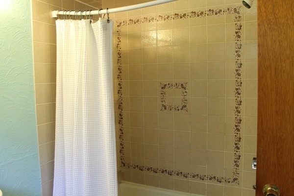 10 Burroughs Road North Reading, MA 01864 - Photo 14 of 30 Gallery Image 14