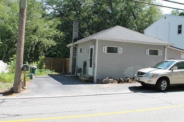 10 Burroughs Road North Reading, MA 01864 - Photo 24 of 30 Gallery Image 24