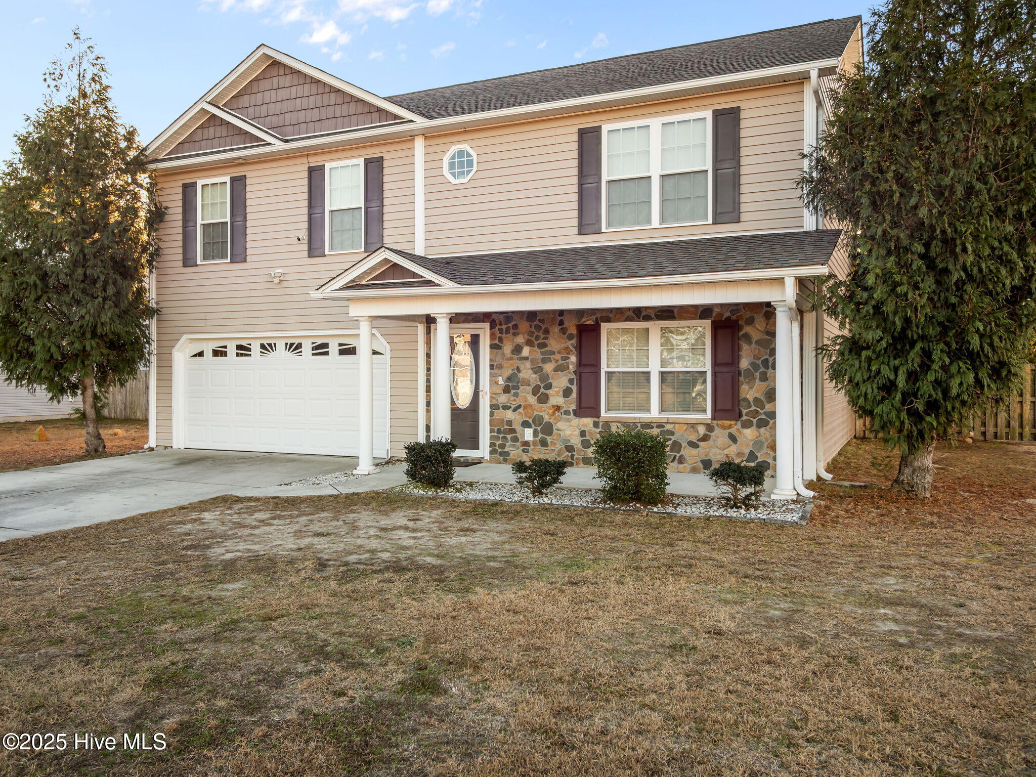 513 Aberdineshire Court Hubert, NC 28539 - Photo 3 of 41 6-web-or-mls-PC159145