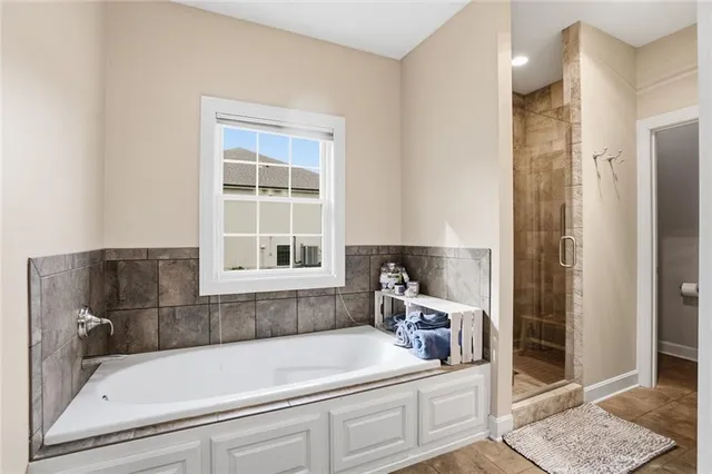 $599,949 | 12815 Hubbard Road, Kansas City, KS 66109