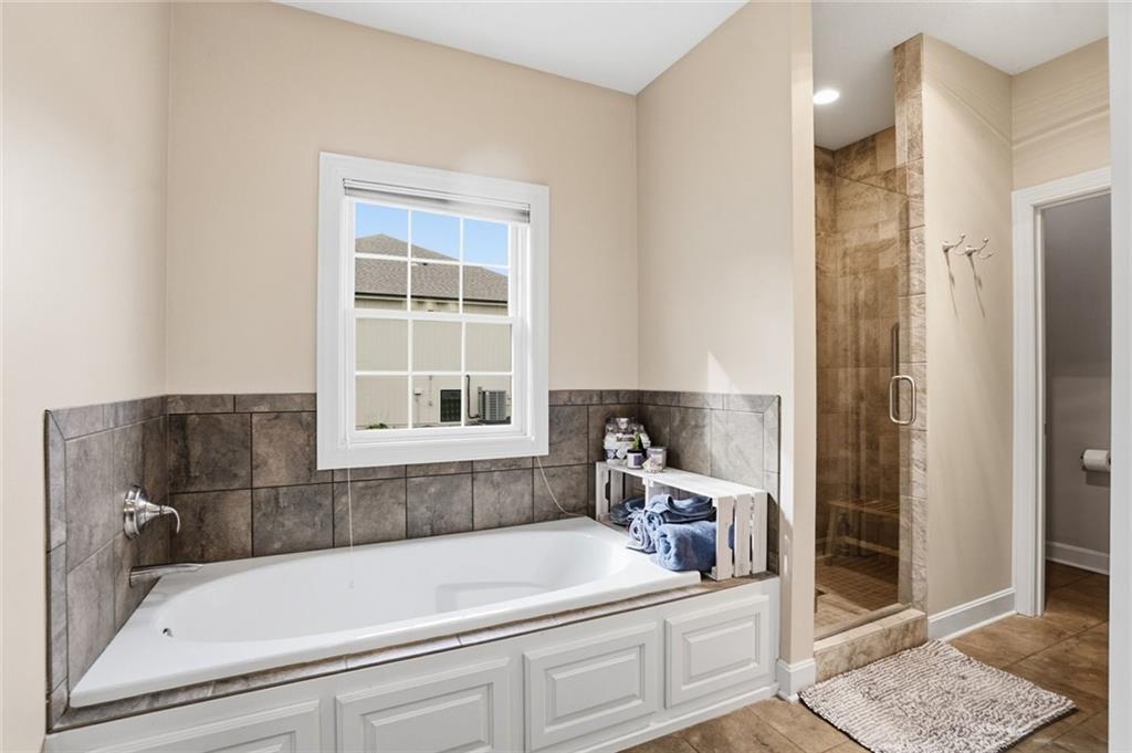 12815 Hubbard Road Kansas City, KS 66109 - Photo 22 of 53