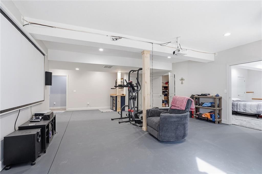 12815 Hubbard Road Kansas City, KS 66109 - Photo 33 of 53