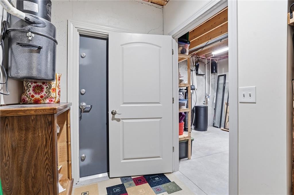 12815 Hubbard Road Kansas City, KS 66109 - Photo 37 of 53