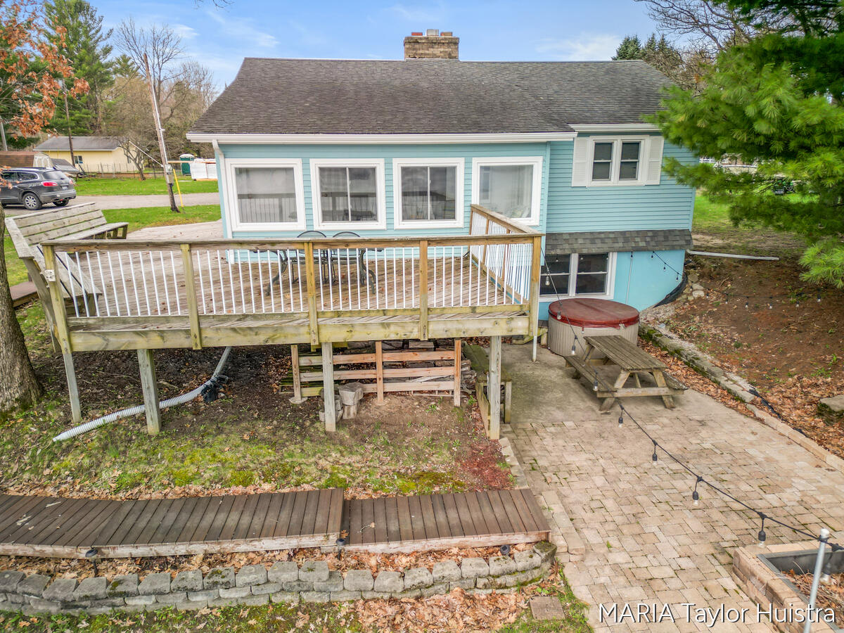 5182 North Bass Lake Road Irons, MI 49644 - Photo 4 of 26 5182-N-Bass_204