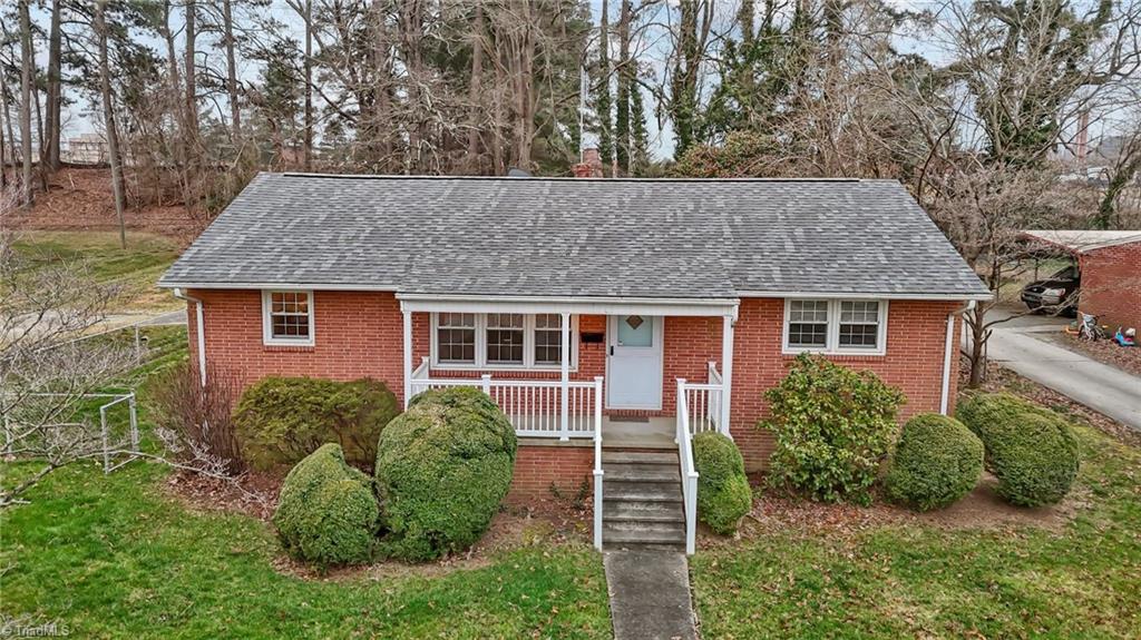 461 Camp Road Burlington, NC 27217 - Photo 1 of 40 Gallery Image 1