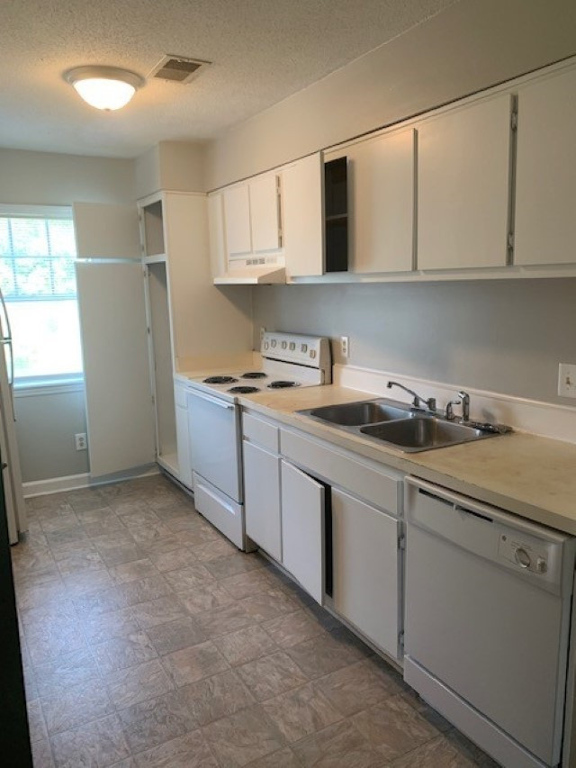 2500 Avent Ferry Road, Unit 204 Raleigh, NC 27606 - Photo 9 of 16 Photo 9