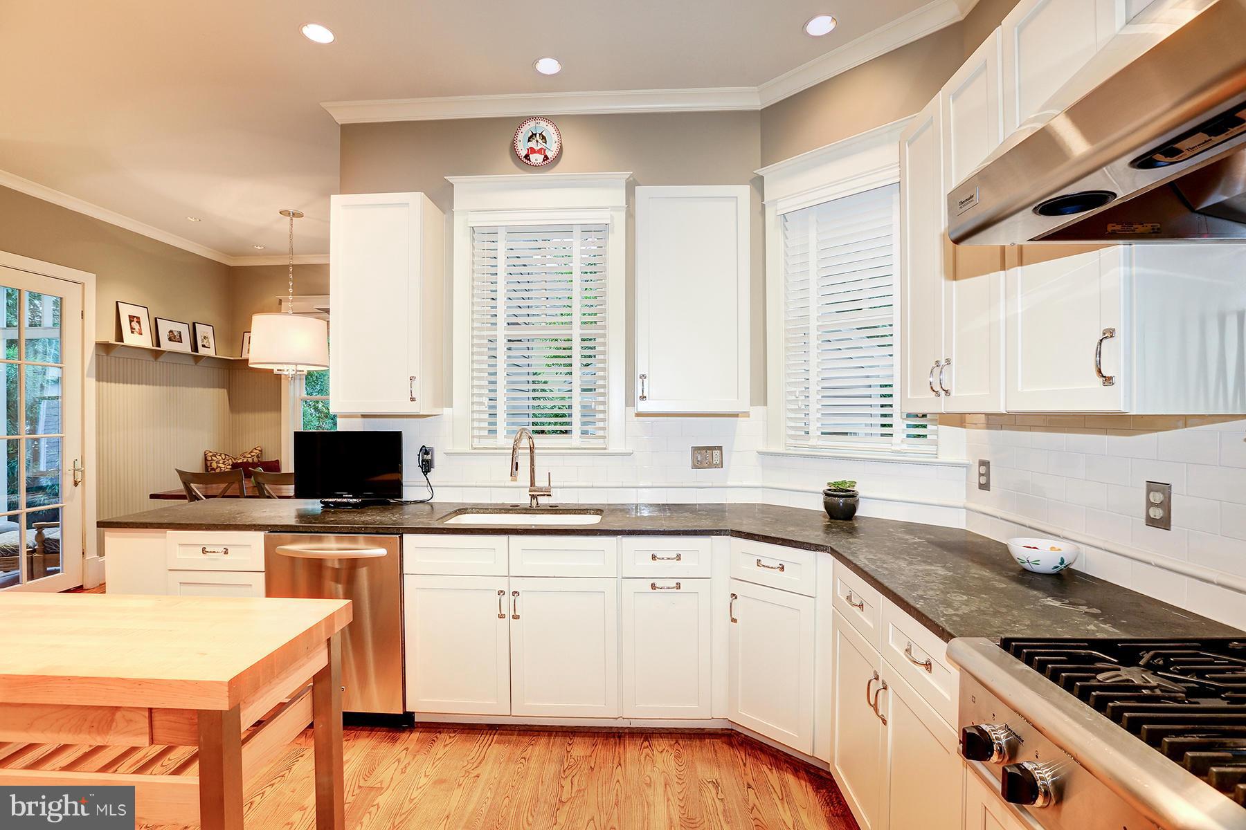 6603 Glenbrook Road Chevy Chase, MD 20815 - Photo 11 of 30 Kitchen