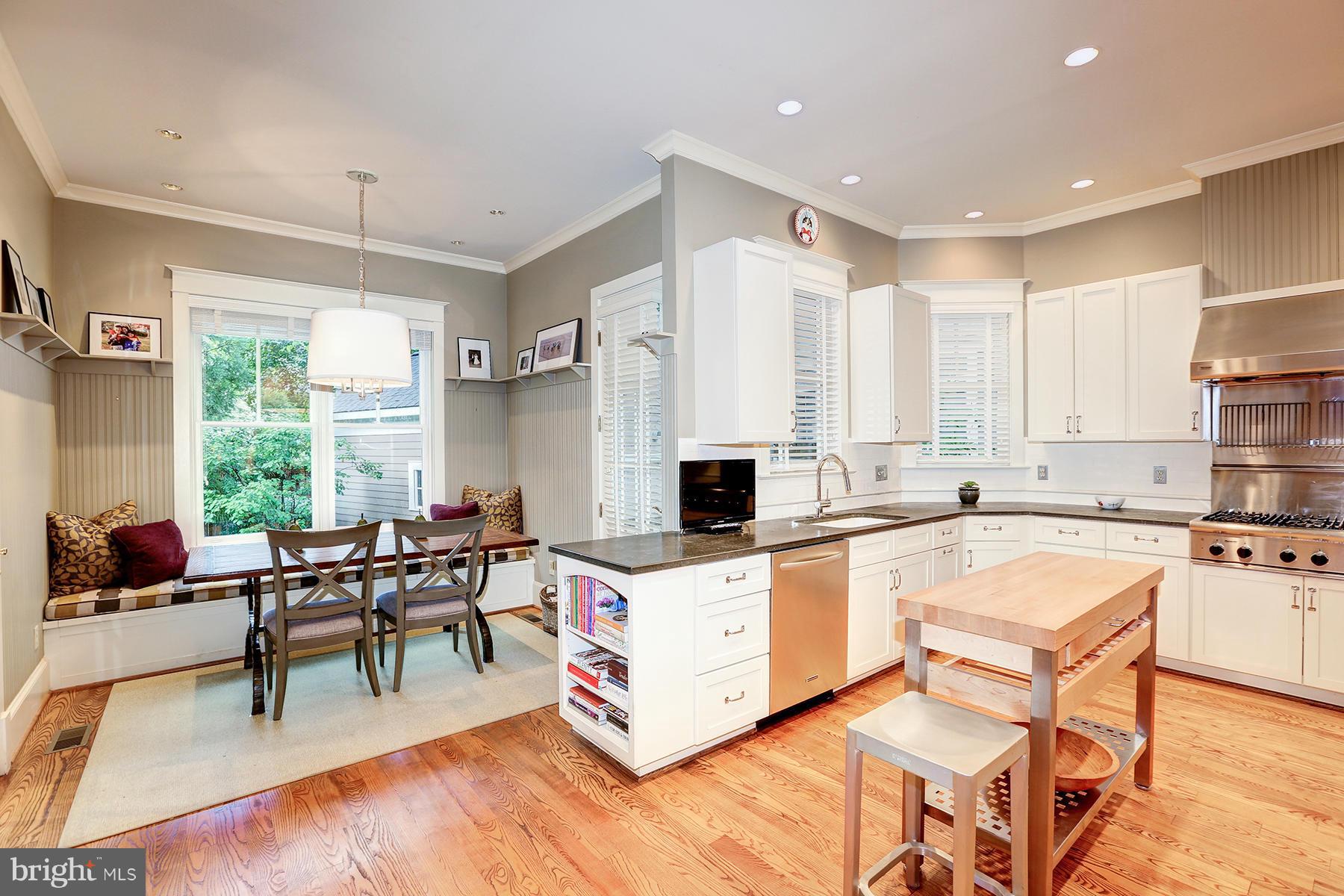 6603 Glenbrook Road Chevy Chase, MD 20815 - Photo 8 of 30 Kitchen
