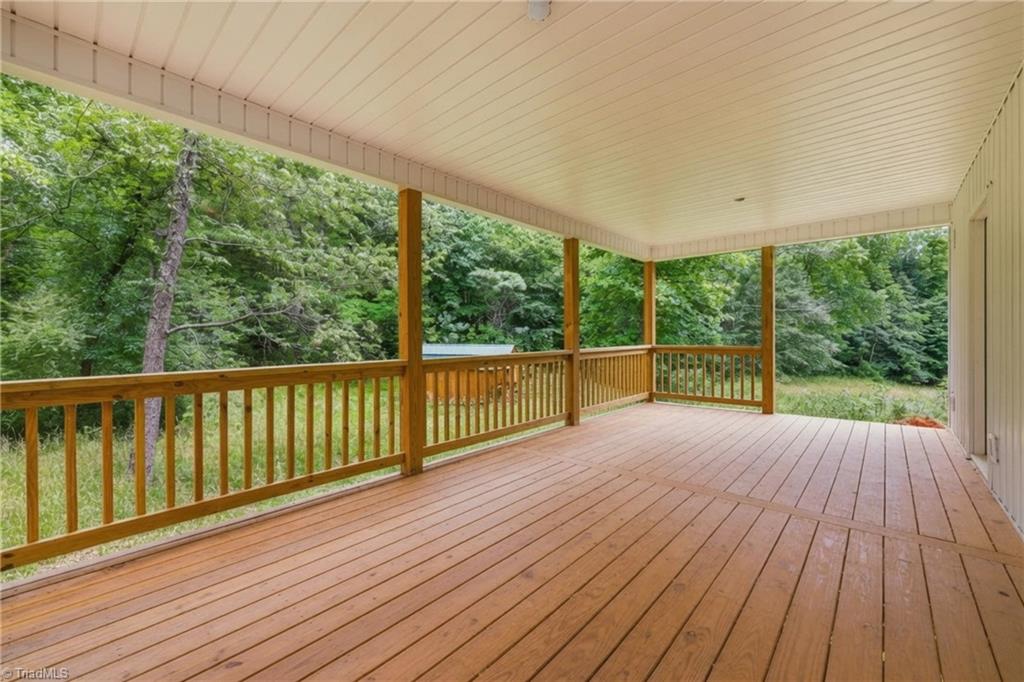 625 Gunters Hill Road Boomer, NC 28606 - Photo 8 of 37