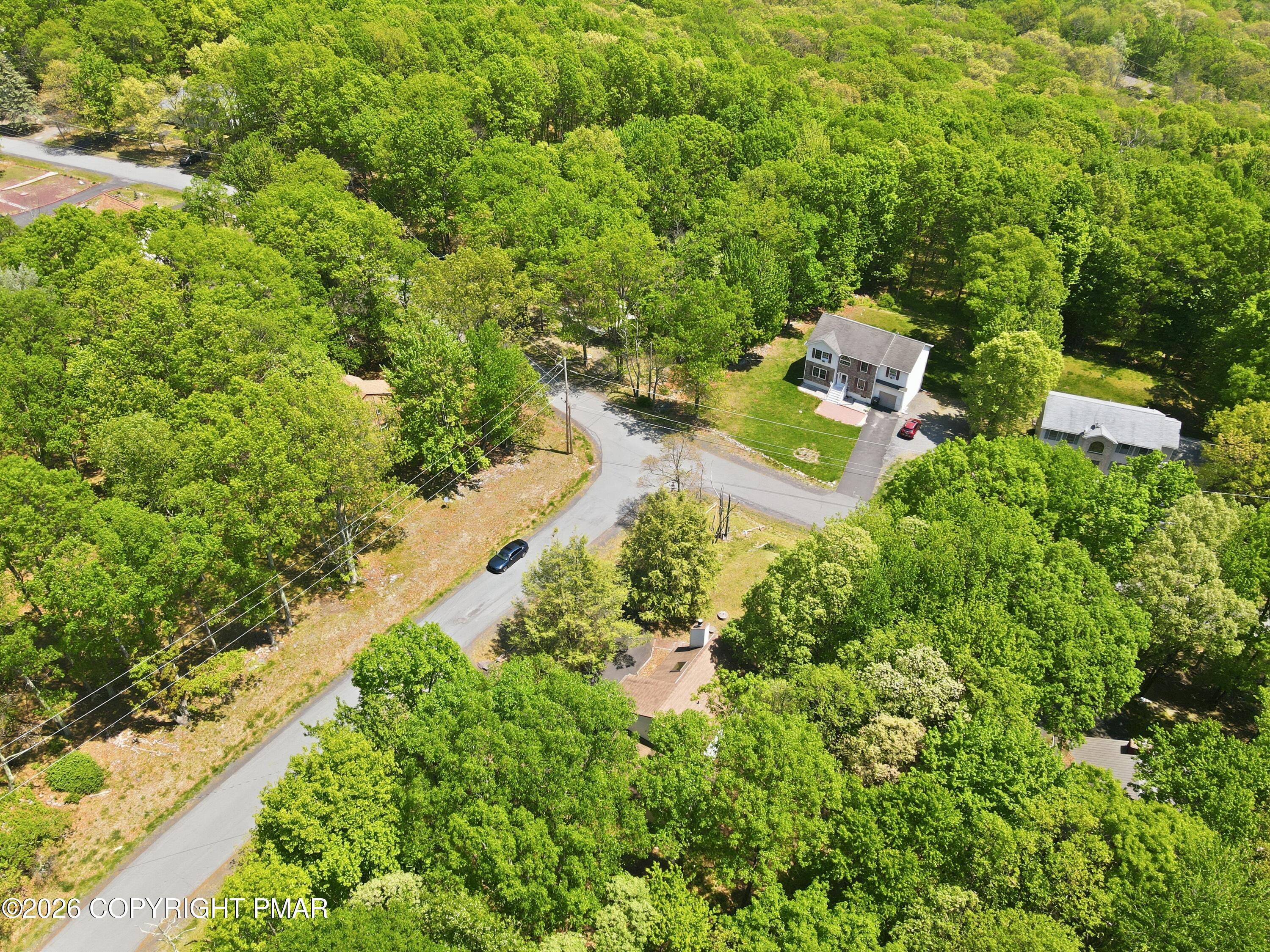 107 Morris Place Bushkill, PA 18324 - Photo 48 of 52 Aerial View