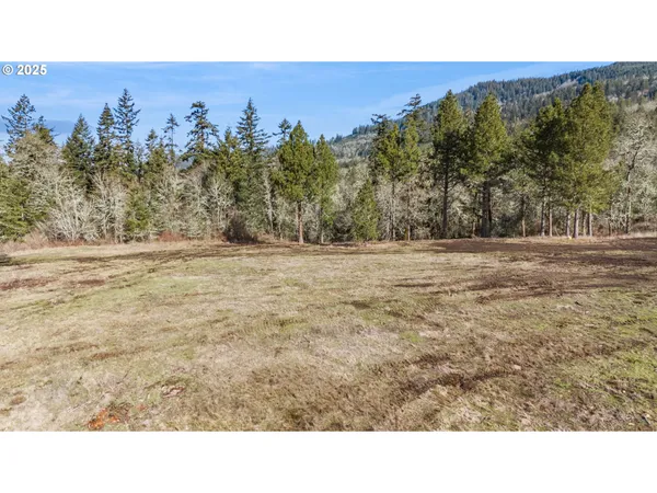 $450,000 | 1 Lot, Harrisburg, OR 97446