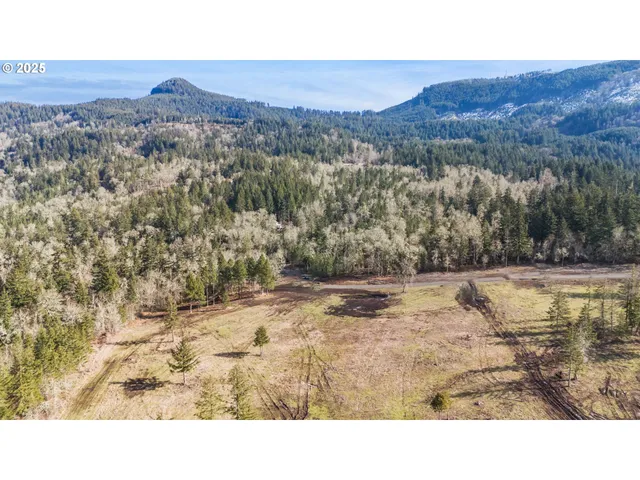 a view of a mountain with a outdoor space