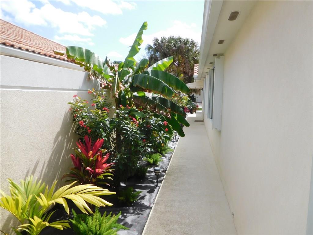 781 Southwest Balmoral Trace Stuart, FL 34997 - Photo 22 of 24 Gallery Image 22
