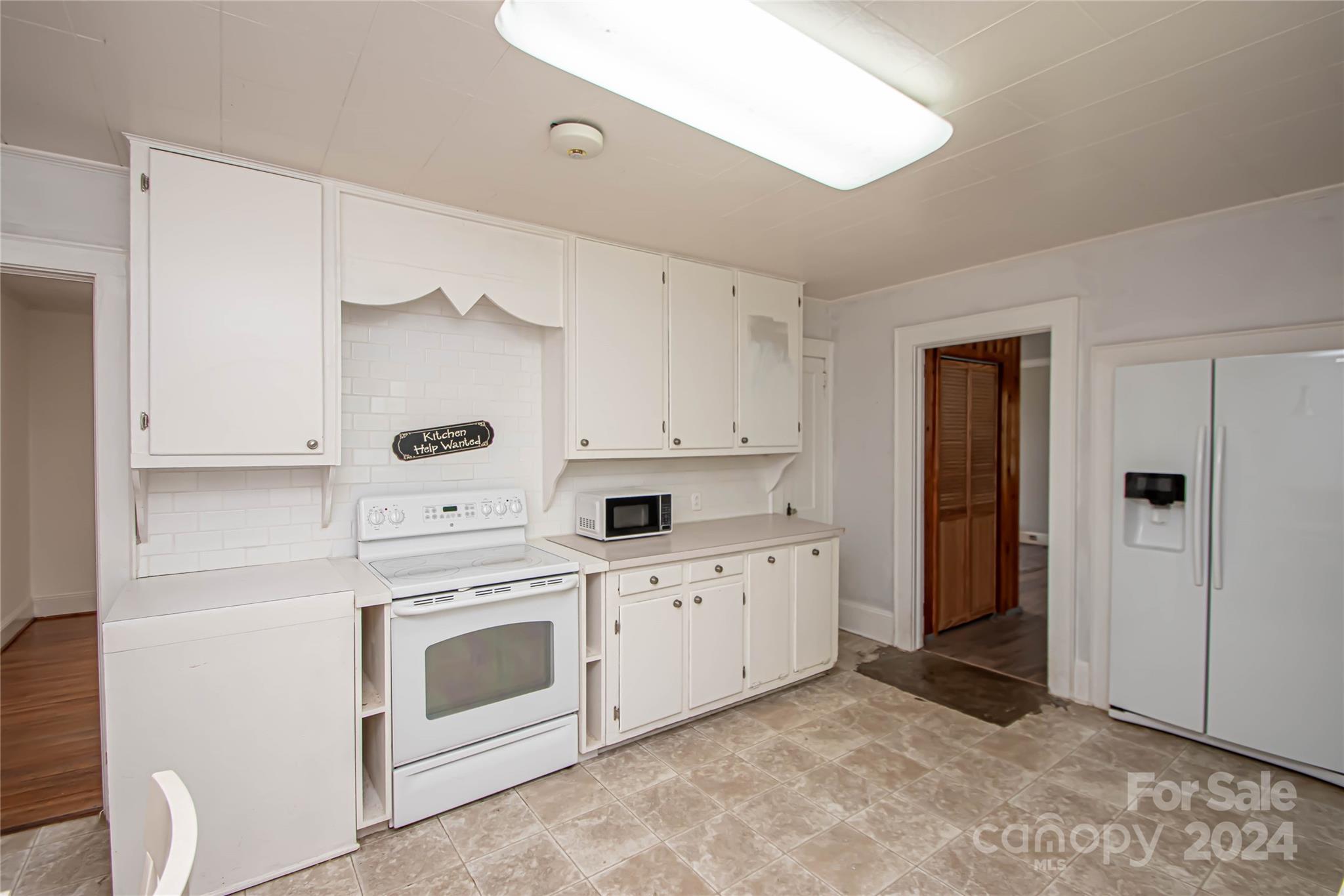 8501 Fairview Road Mint Hill, NC 28227 - Photo 17 of 42 Gallery Image 17