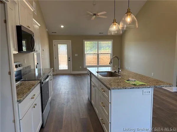 $259,900 | 2036 Harmony Lane, Charlestown, IN 47111