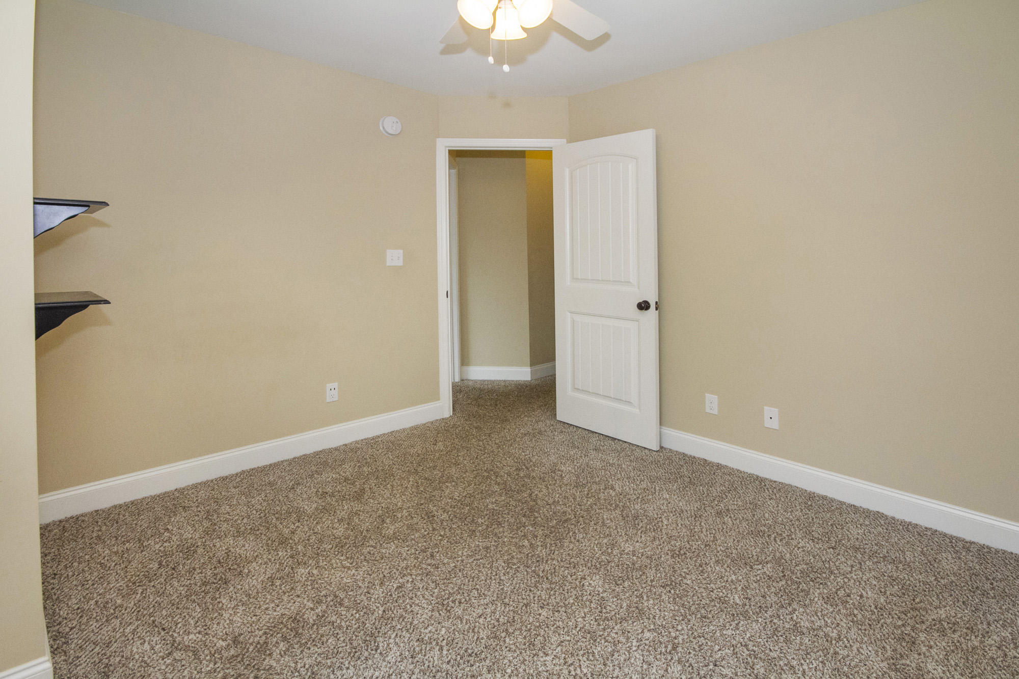 100 Crossroads Boulevard Oak Ridge, TN 37830 - Photo 22 of 33 IMG_0054