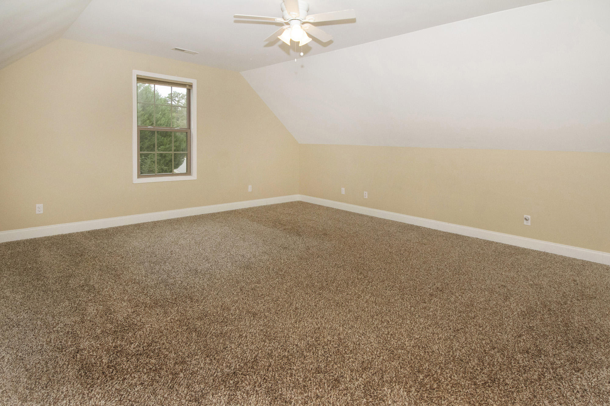 100 Crossroads Boulevard Oak Ridge, TN 37830 - Photo 25 of 33 IMG_0061
