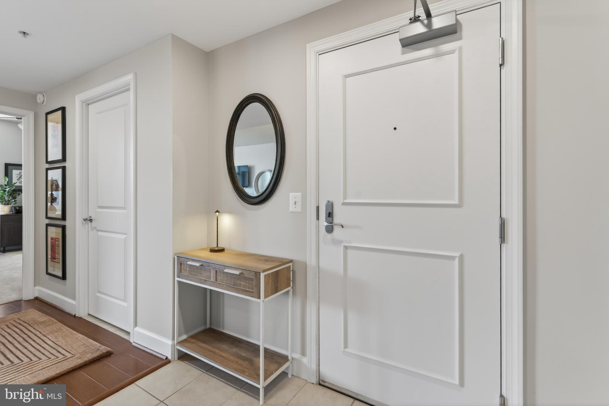 3650 South Glebe Road, Unit 642 Arlington, VA 22202 - Photo 2 of 36 Entry