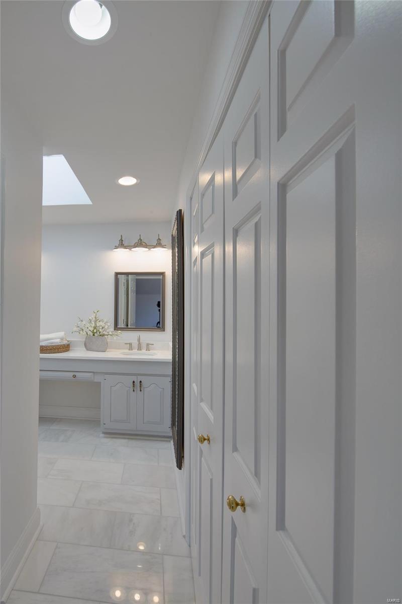 12600 Robyn Road St. Louis, MO 63127 - Photo 29 of 71 Gallery Image 29