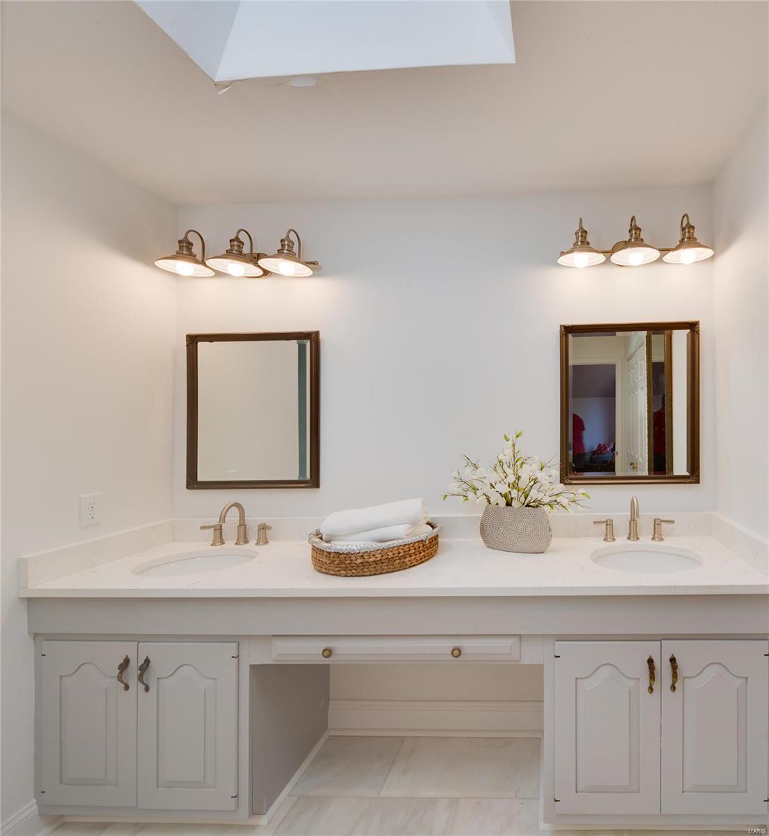 12600 Robyn Road St. Louis, MO 63127 - Photo 32 of 71 Gallery Image 32