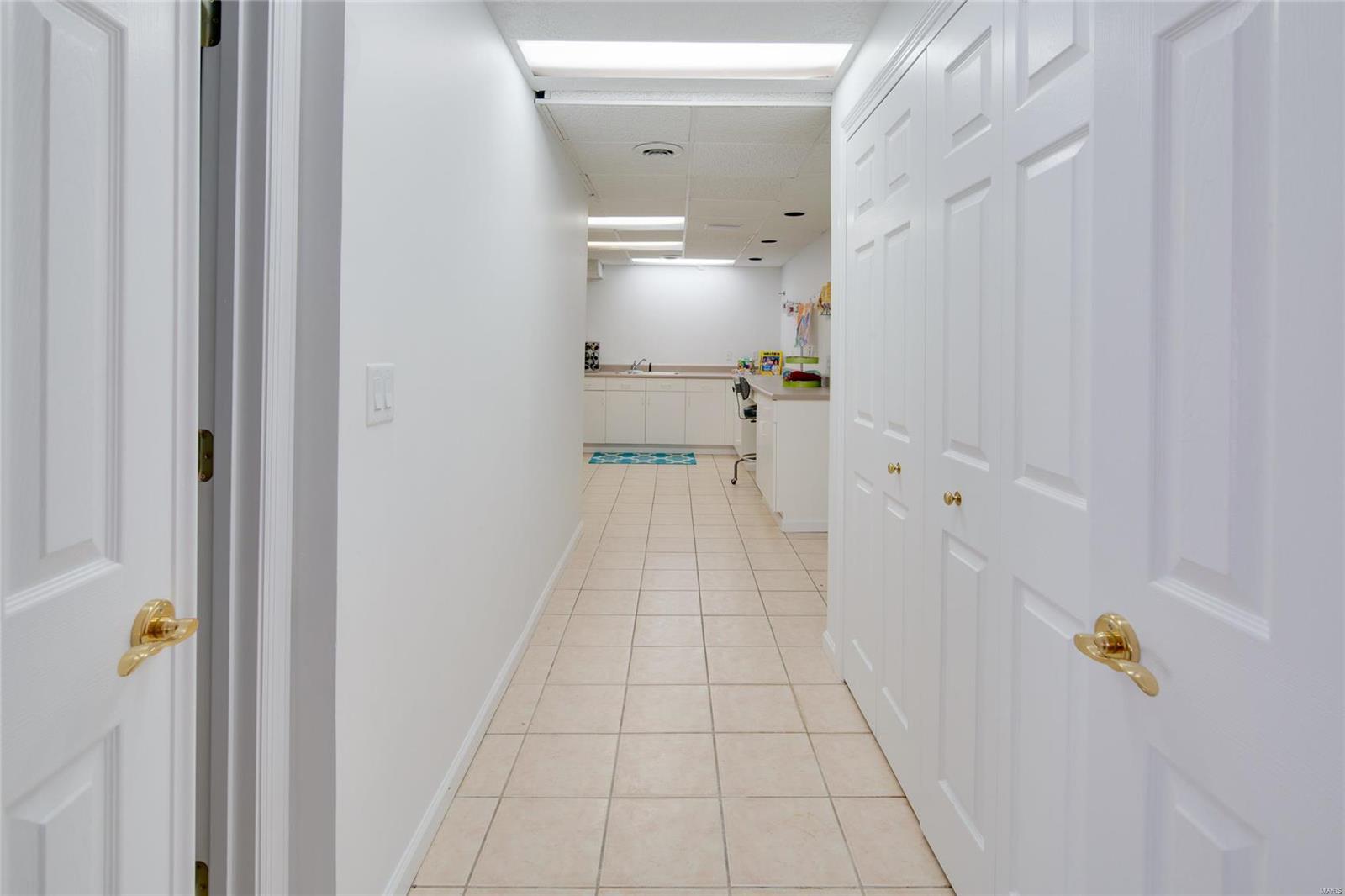 12600 Robyn Road St. Louis, MO 63127 - Photo 45 of 71 Gallery Image 45