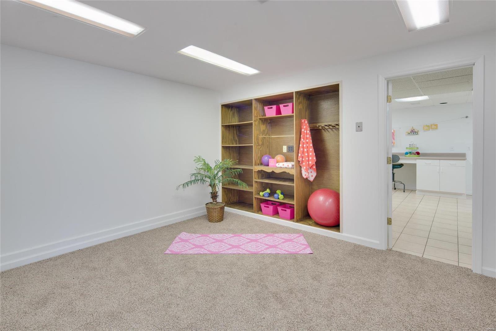 12600 Robyn Road St. Louis, MO 63127 - Photo 48 of 71 Gallery Image 48