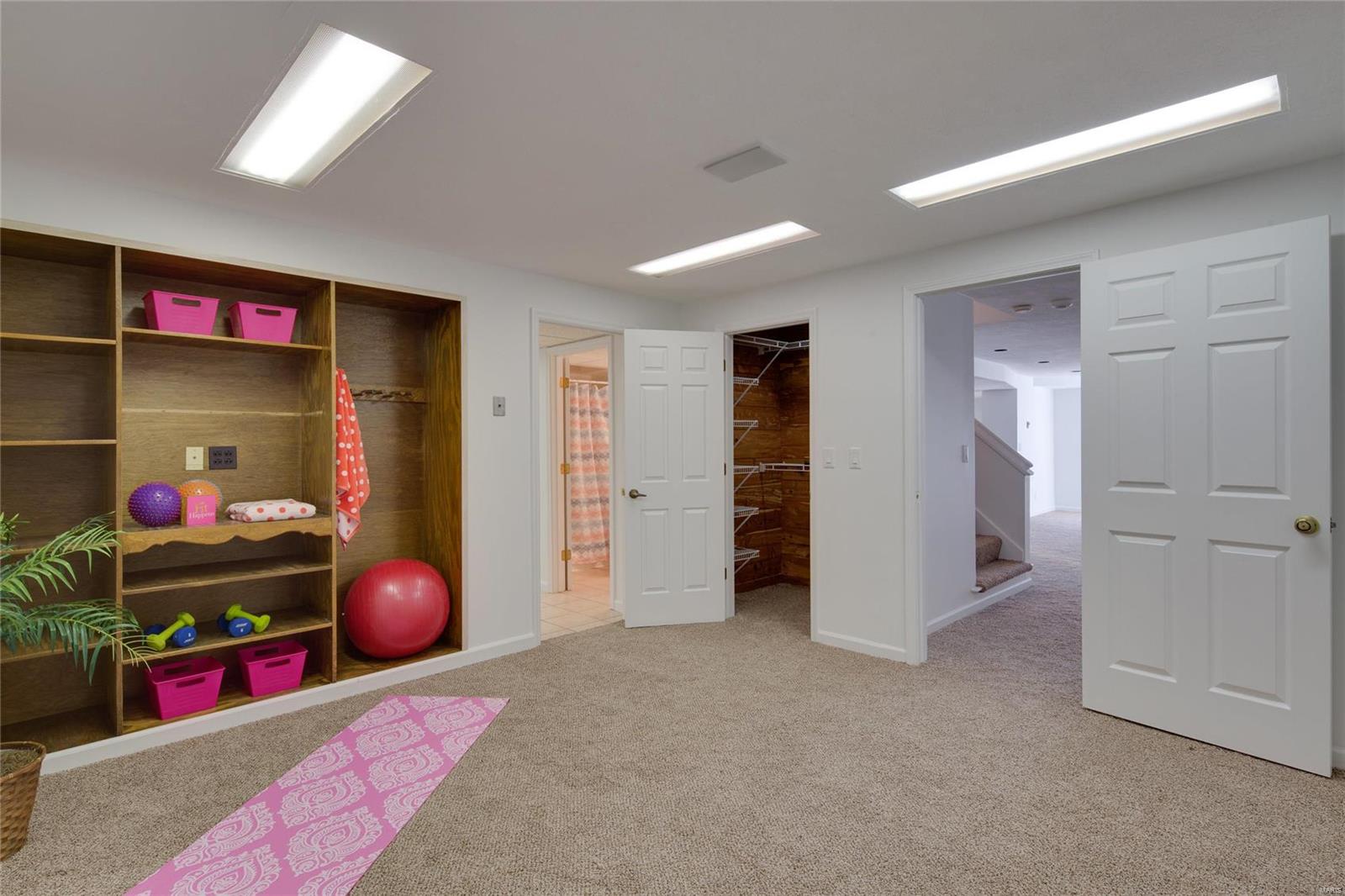 12600 Robyn Road St. Louis, MO 63127 - Photo 51 of 71 Gallery Image 51