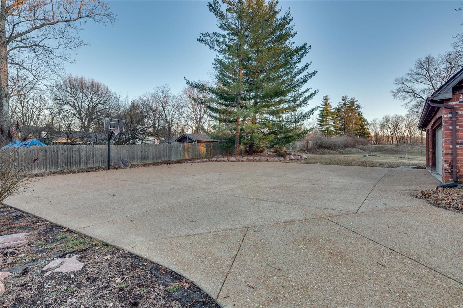12600 Robyn Road St. Louis, MO 63127 - Photo 56 of 71 Gallery Image 56