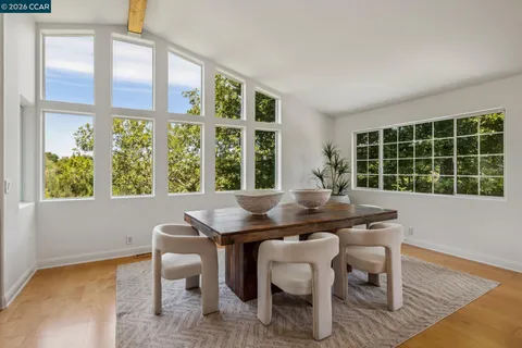 $1,965,000 | 6 Monte Vista Road, Orinda, CA 94563