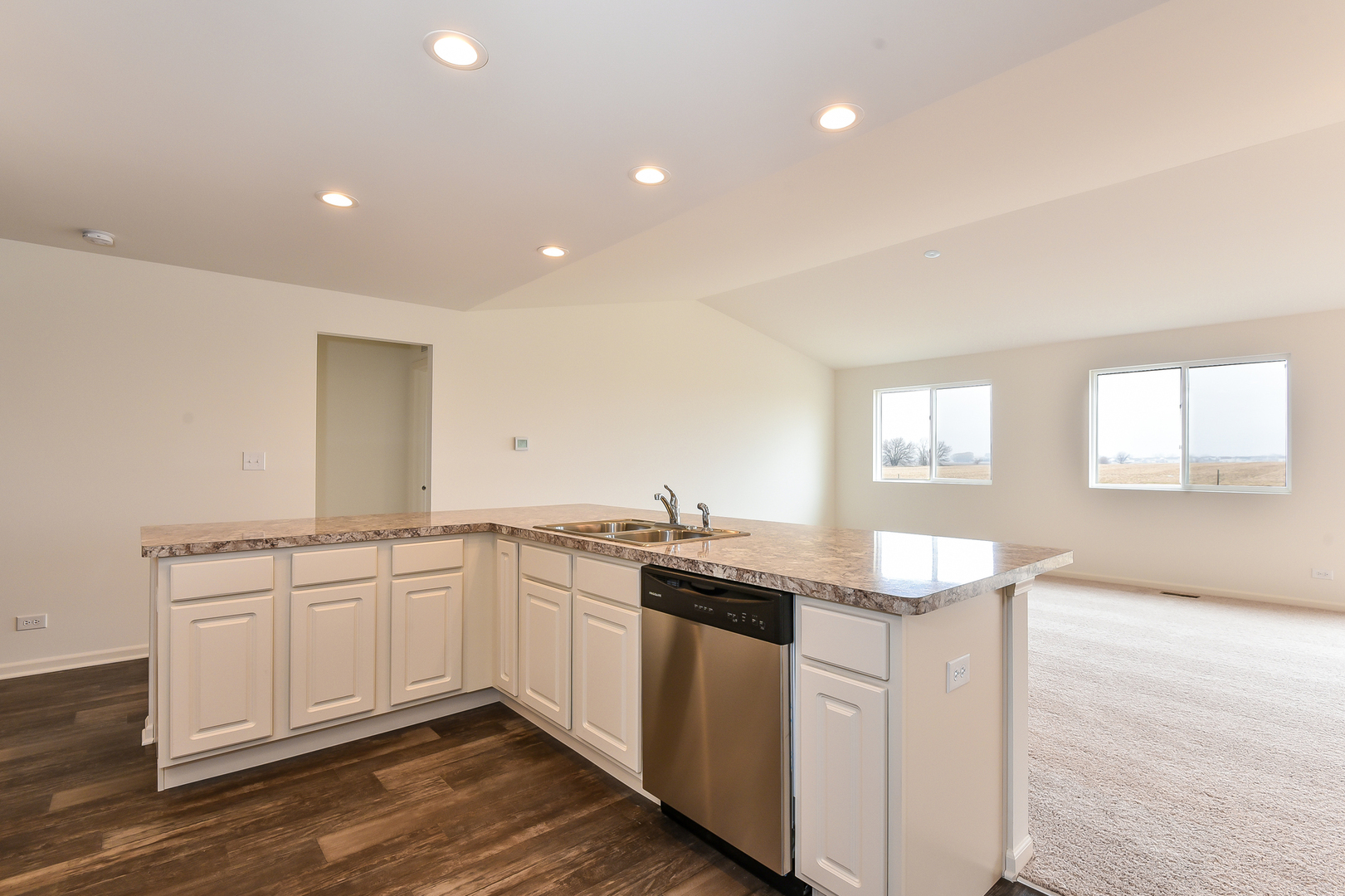 3710 Doherty Lane McHenry, IL 60050 - Photo 10 of 18