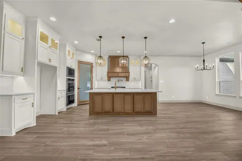 $799,900 | 120 Daggett Drive, Decatur, TX 76234