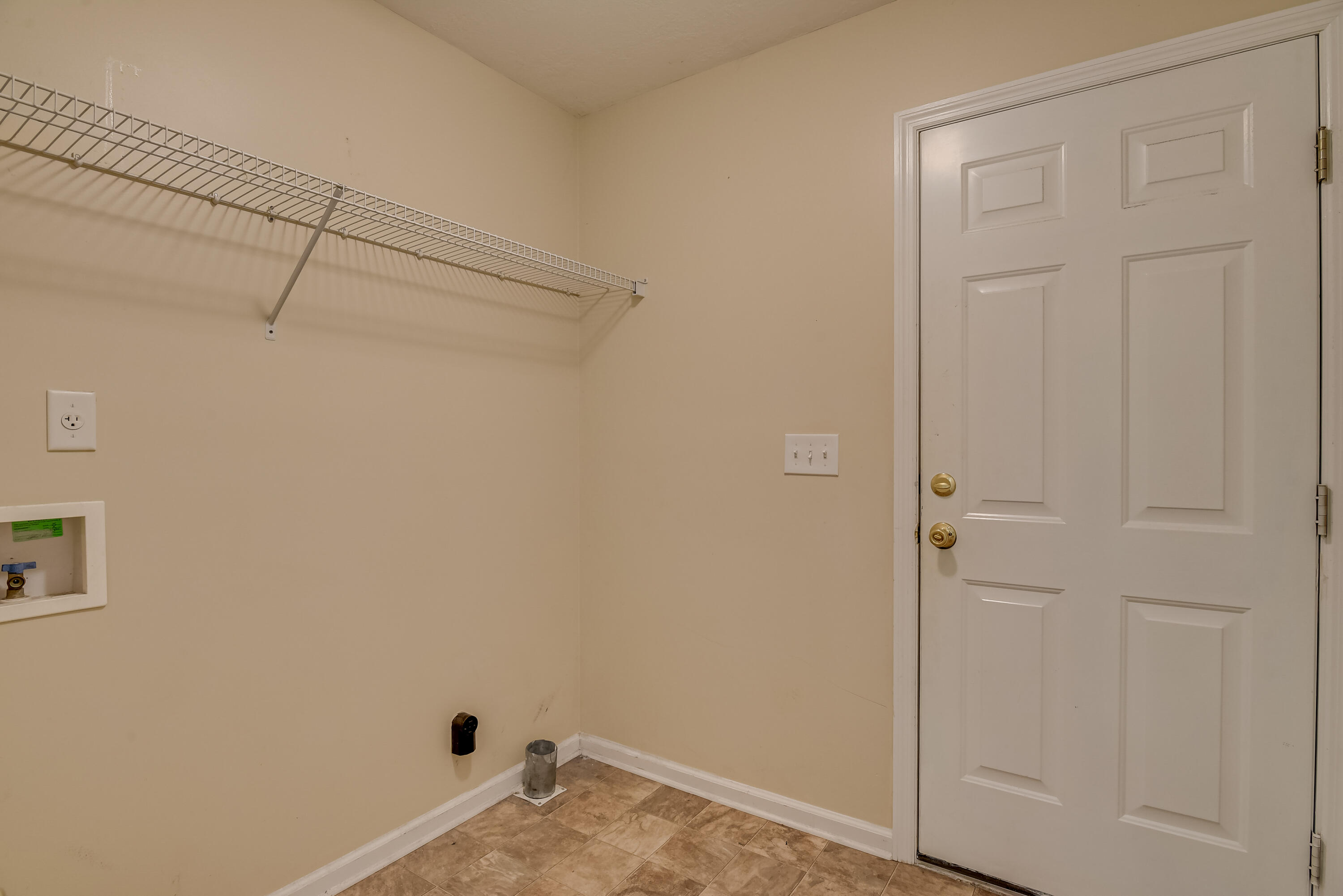 531 Stirling Bridge Road Grovetown, GA 30813 - Photo 23 of 27 Laundry room