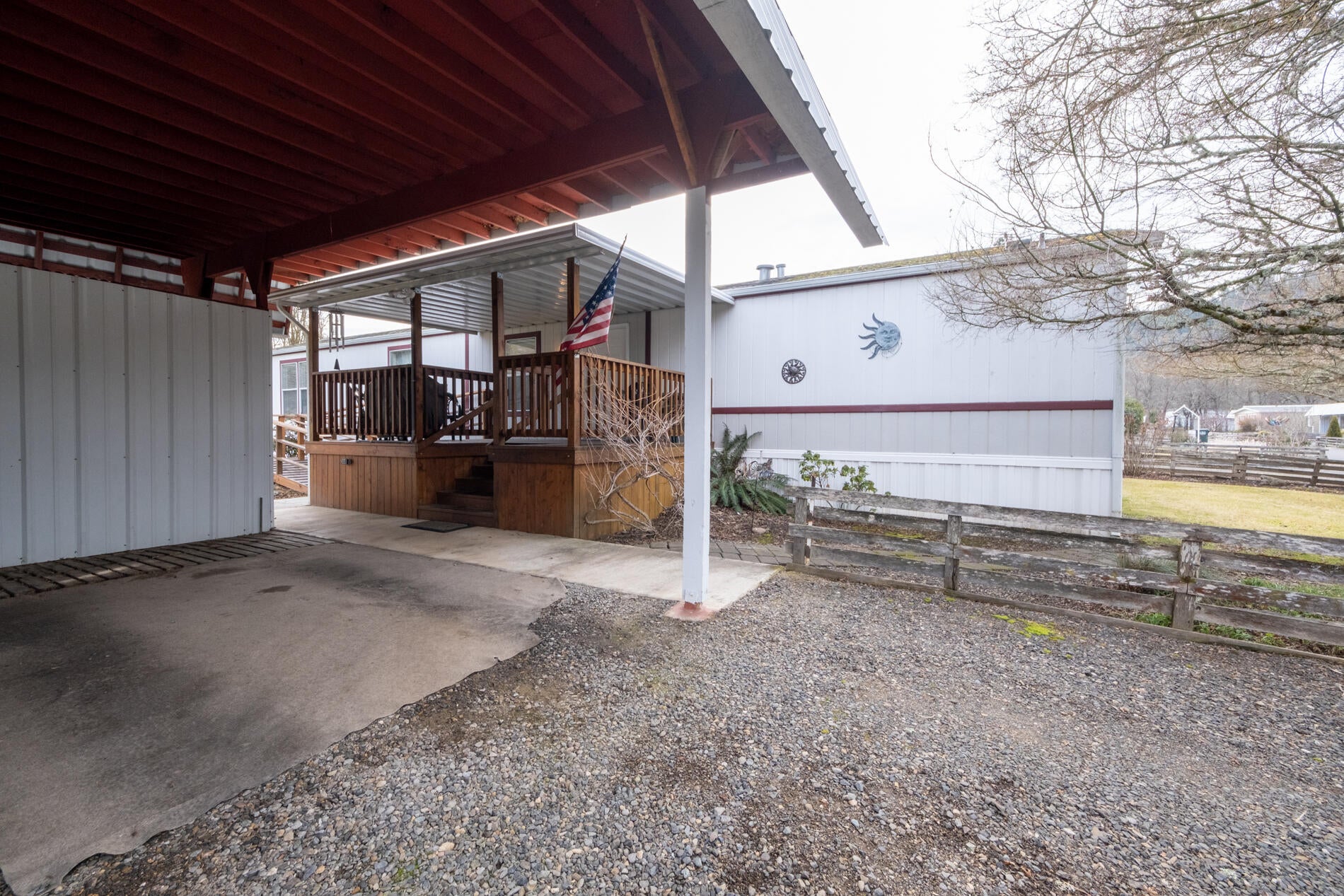 6901 Old Stage Road, Unit 14 Central Point, OR 97502 - Photo 28 of 30 6901 Old Stage Rd-27