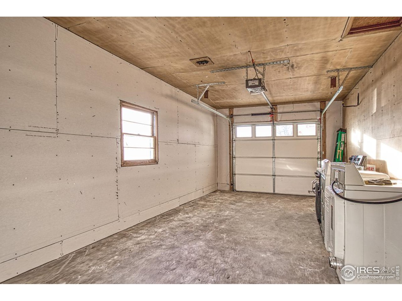 418 Riddle Drive Fort Collins, CO 80521 - Photo 17 of 29 Garage