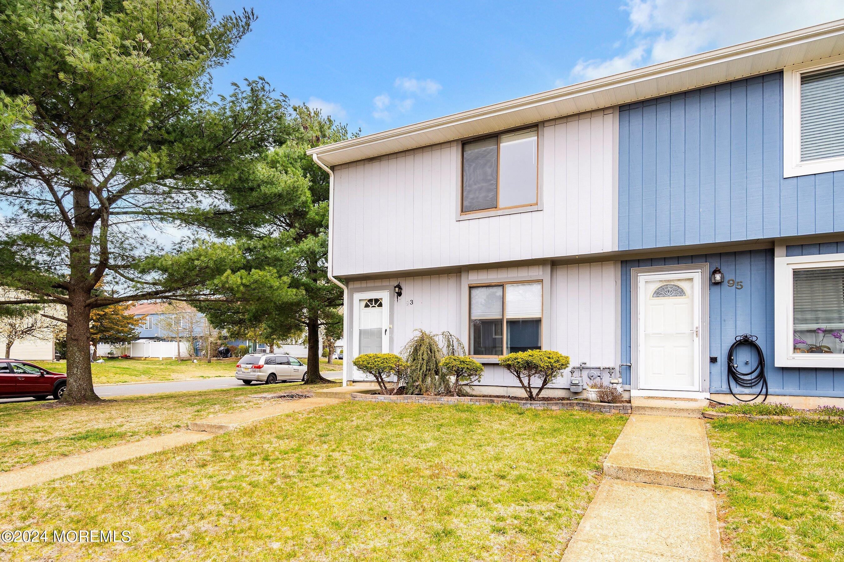 93 Creek Road Brick, NJ 08724 - Photo 3 of 16 03-Front Right