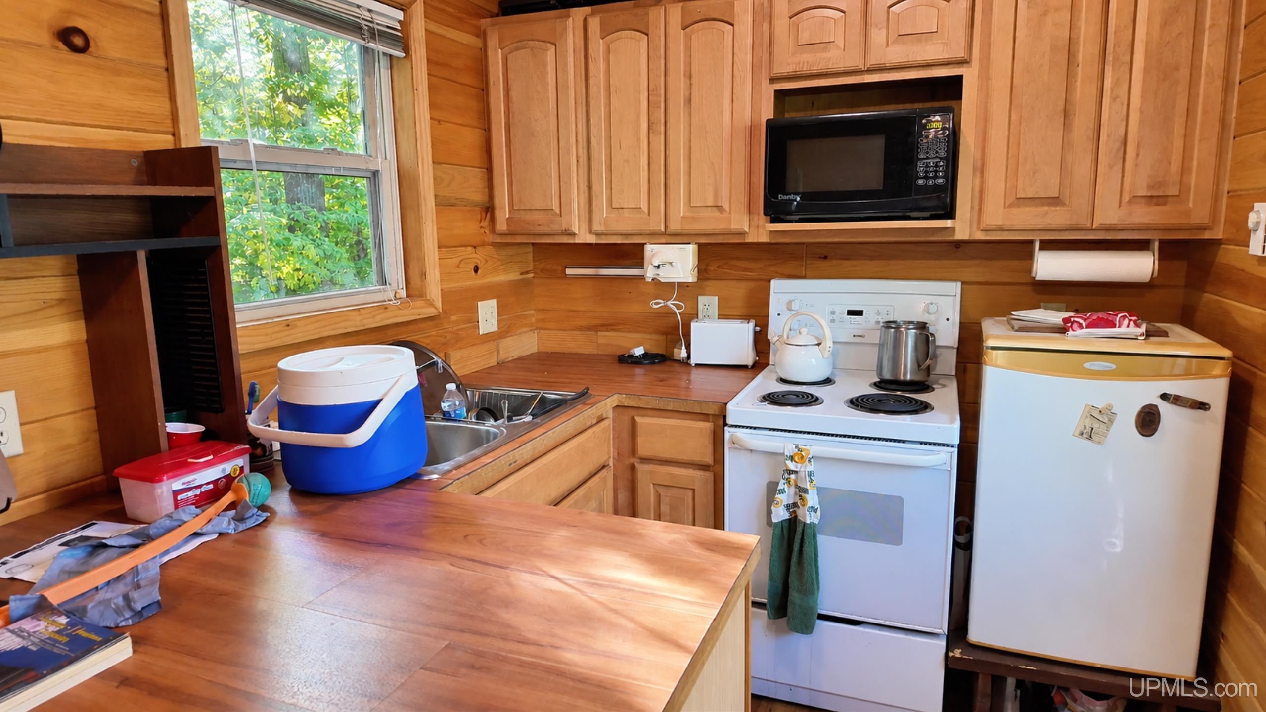18665 Co 533 Road Rock, MI 49880 - Photo 10 of 25 Gallery Image 10